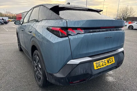 DE25WSX PEUGEOT 3008 1.2 HYBRID GT e-DSC6 Euro 6 (s/s) 5dr Thumbnail #7