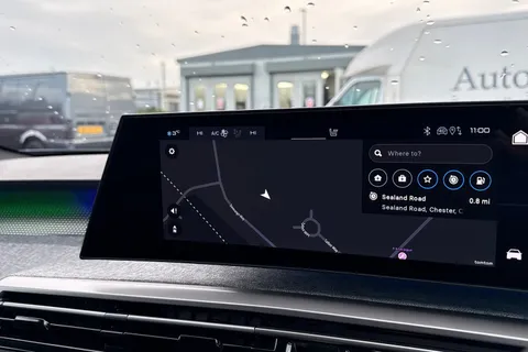 DE25WSX PEUGEOT 3008 1.2 HYBRID GT e-DSC6 Euro 6 (s/s) 5dr Thumbnail #16