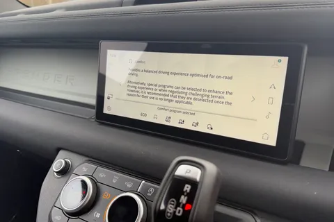 LG21YBP Land Rover Defender 90 3.0 D200 3dr Thumbnail #39