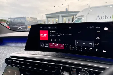 DE25WSX PEUGEOT 3008 1.2 HYBRID GT e-DSC6 Euro 6 (s/s) 5dr Thumbnail #40