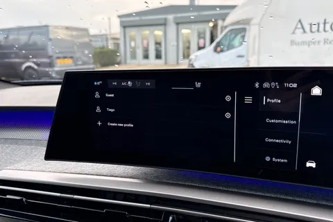 DE25WSX PEUGEOT 3008 1.2 HYBRID GT e-DSC6 Euro 6 (s/s) 5dr Thumbnail #60