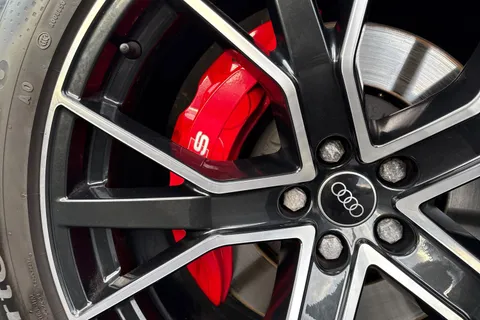 PK24ULU Audi SQ8 Black Edition TFSI  507 PS tiptronic Thumbnail #26