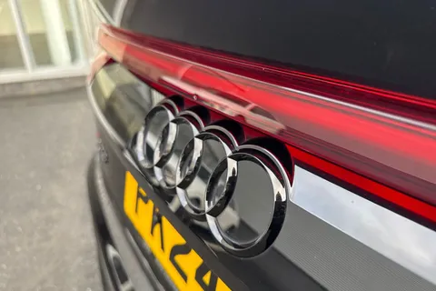 PK24ULU Audi SQ8 Black Edition TFSI  507 PS tiptronic Thumbnail #31