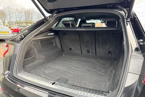 PK24ULU Audi SQ8 Black Edition TFSI  507 PS tiptronic Thumbnail #35