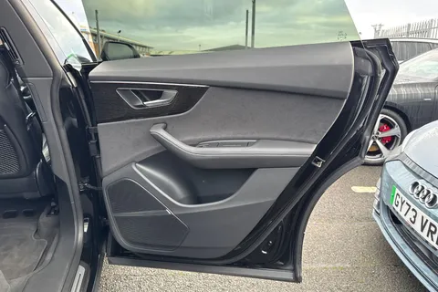 PK24ULU Audi SQ8 Black Edition TFSI  507 PS tiptronic Thumbnail #42