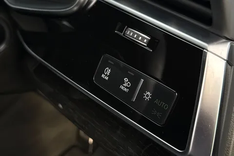 PK24ULU Audi SQ8 Black Edition TFSI  507 PS tiptronic Thumbnail #45