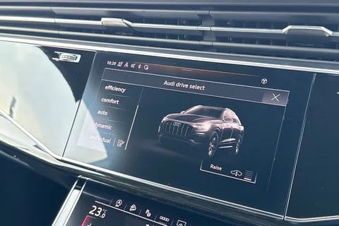 PK24ULU Audi SQ8 Black Edition TFSI  507 PS tiptronic Thumbnail #60