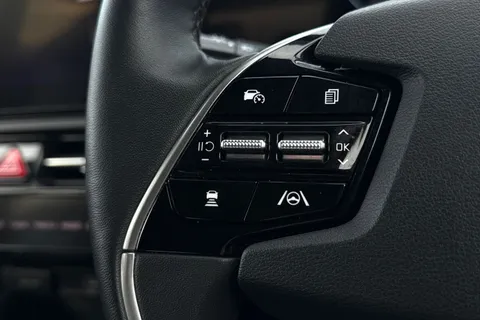 PK23XBR Kia Niro 1.6h GDi 3 DCT Euro 6 (s/s) 5dr Thumbnail #36