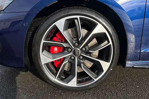 Audi S3 2.0 TFSI Black Edition Sportback S Tronic quattro Euro 6 (s/s) 5dr Thumbnail #11