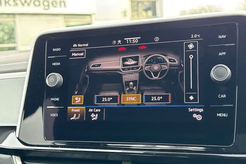 YS24FRZ Volkswagen T-Roc 2.0 TSI 4MOTION R-Line 5dr DSG | Heated Seats | Rear Camera Thumbnail #21