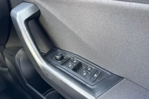 20 of 57 for Volkswagen T-Roc 1.0 TSI Match Euro 6 (s/s) 5dr