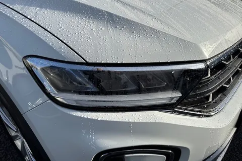 25 of 57 for Volkswagen T-Roc 1.0 TSI Match Euro 6 (s/s) 5dr