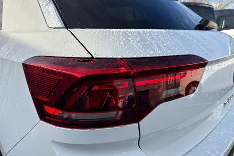 29 of 57 for Volkswagen T-Roc 1.0 TSI Match Euro 6 (s/s) 5dr