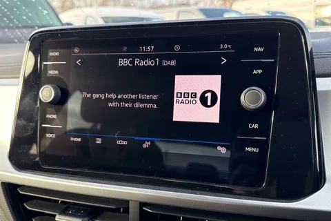 45 of 57 for Volkswagen T-Roc 1.0 TSI Match Euro 6 (s/s) 5dr