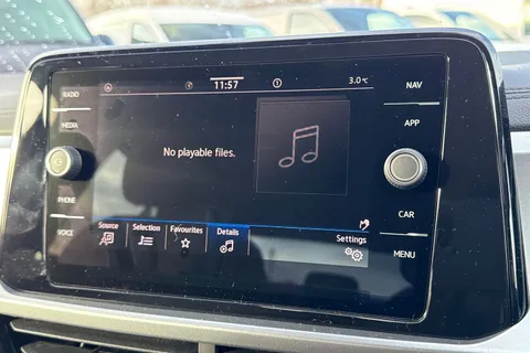 46 of 57 for Volkswagen T-Roc 1.0 TSI Match Euro 6 (s/s) 5dr