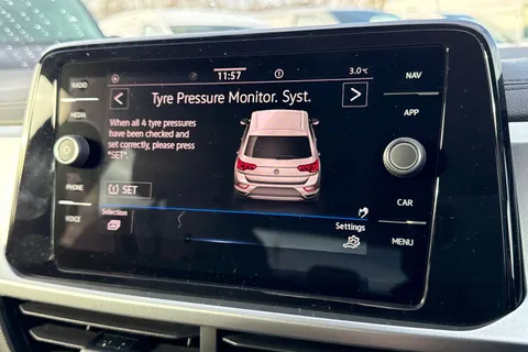 49 of 57 for Volkswagen T-Roc 1.0 TSI Match Euro 6 (s/s) 5dr