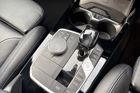 VK70ZTO BMW 1 Series 118d M Sport 5dr Step Auto Thumbnail #23