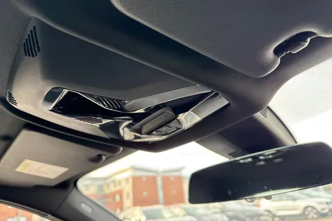 VK70ZTO BMW 1 Series 118d M Sport 5dr Step Auto Thumbnail #58