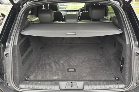 10 of 50 for Land Rover Range Rover Sport 3.0 D300 Dynamic SE 5dr