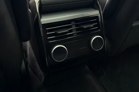 18 of 50 for Land Rover Range Rover Sport 3.0 D300 Dynamic SE 5dr