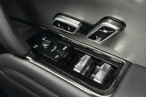 25 of 50 for Land Rover Range Rover Sport 3.0 D300 Dynamic SE 5dr