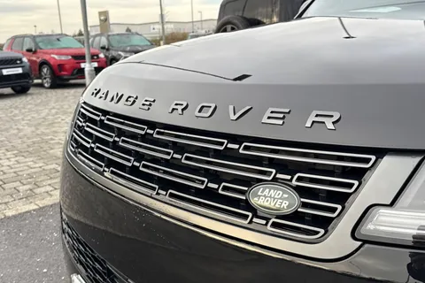 29 of 50 for Land Rover Range Rover Sport 3.0 D300 Dynamic SE 5dr