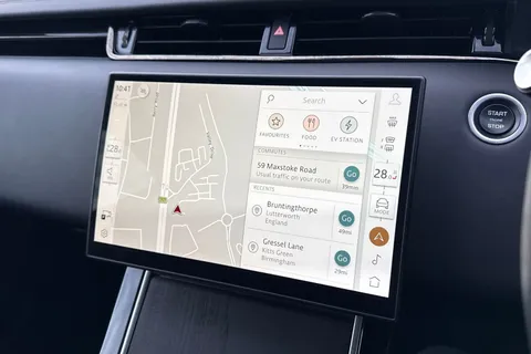 KP24OAJ Land Rover Range Rover Evoque 1.5 P300e Autobiography 5dr Thumbnail #12