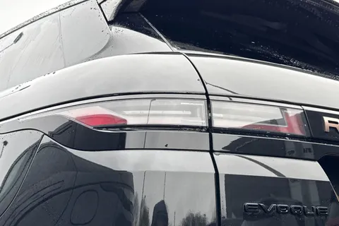 KP24OAJ Land Rover Range Rover Evoque 1.5 P300e Autobiography 5dr Thumbnail #20