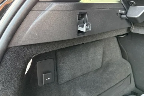 KP24OAJ Land Rover Range Rover Evoque 1.5 P300e Autobiography 5dr Thumbnail #28