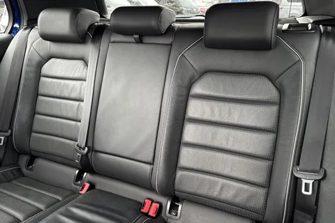 PK19TPZ Volkswagen Golf 2.0 TSI 300 R 5dr 4MOTION DSG Thumbnail #19