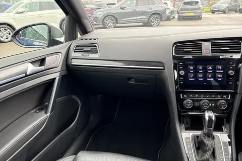 PK19TPZ Volkswagen Golf 2.0 TSI 300 R 5dr 4MOTION DSG Thumbnail #20