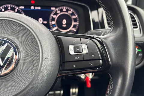 PK19TPZ Volkswagen Golf 2.0 TSI 300 R 5dr 4MOTION DSG Thumbnail #46