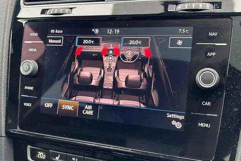 PK19TPZ Volkswagen Golf 2.0 TSI 300 R 5dr 4MOTION DSG Thumbnail #57