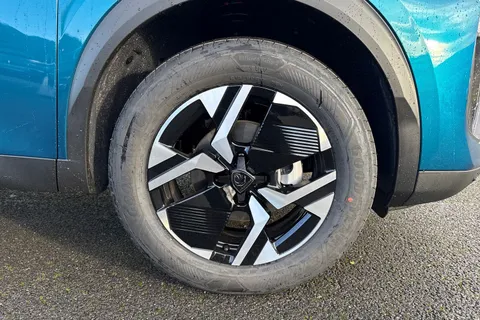  PEUGEOT 2008 1.2 PureTech Allure Edition Euro 6 (s/s) 5dr Thumbnail #9