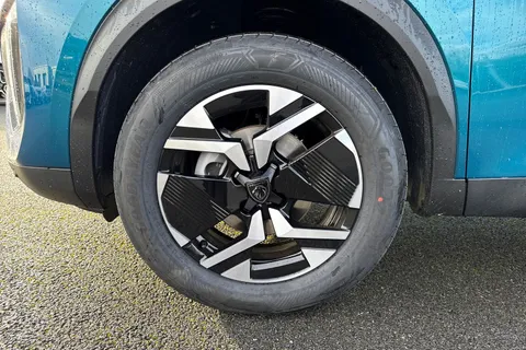  PEUGEOT 2008 1.2 PureTech Allure Edition Euro 6 (s/s) 5dr Thumbnail #12