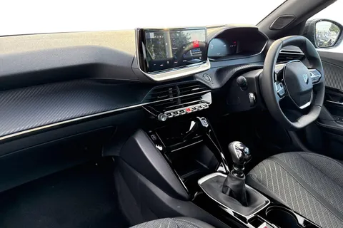  PEUGEOT 2008 1.2 PureTech Allure Edition Euro 6 (s/s) 5dr Thumbnail #14
