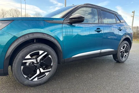  PEUGEOT 2008 1.2 PureTech Allure Edition Euro 6 (s/s) 5dr Thumbnail #27