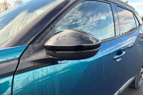  PEUGEOT 2008 1.2 PureTech Allure Edition Euro 6 (s/s) 5dr Thumbnail #28