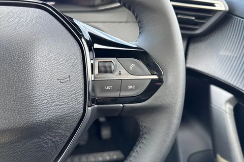  PEUGEOT 2008 1.2 PureTech Allure Edition Euro 6 (s/s) 5dr Thumbnail #39