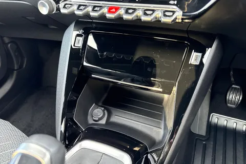  PEUGEOT 2008 1.2 PureTech Allure Edition Euro 6 (s/s) 5dr Thumbnail #56