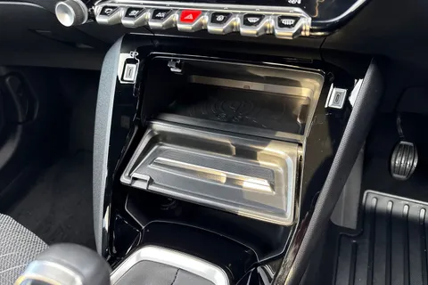  PEUGEOT 2008 1.2 PureTech Allure Edition Euro 6 (s/s) 5dr Thumbnail #57