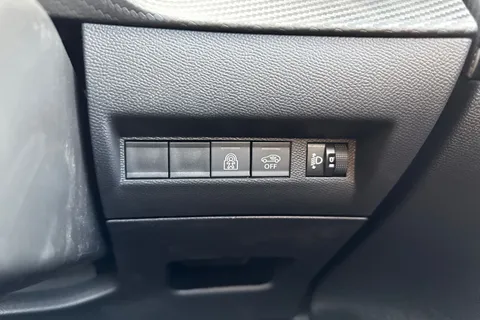  PEUGEOT 208 1.2 PureTech Style Euro 6 (s/s) 5dr Thumbnail #41