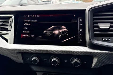 KR25WXM Audi A1 S line 30 TFSI  116 PS S tronic Thumbnail #31