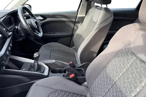 DK19YKT Audi A1 Sport 30 TFSI  116 PS 6-speed Thumbnail #16