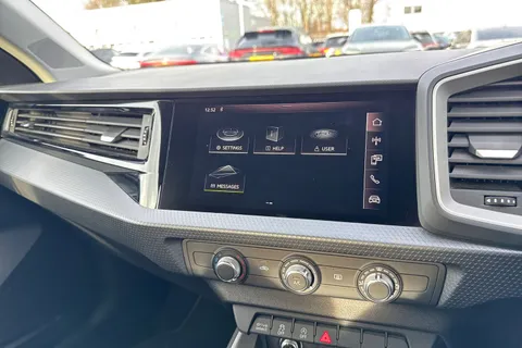 DK19YKT Audi A1 Sport 30 TFSI  116 PS 6-speed Thumbnail #42