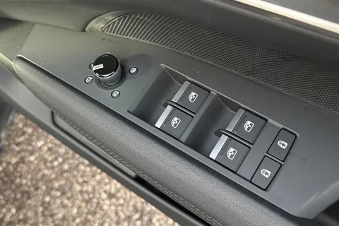  Audi e-tron GT 105kWh Auto quattro 4dr Thumbnail #21