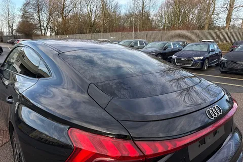  Audi e-tron GT 105kWh Auto quattro 4dr Thumbnail #33