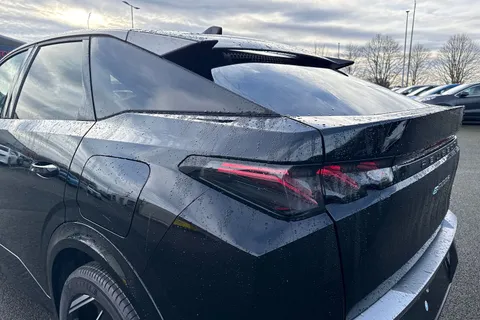  PEUGEOT E-3008 97kWh GT Auto 5dr Long Range Thumbnail #30