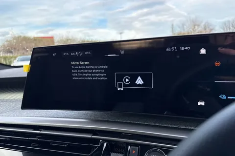  PEUGEOT E-3008 97kWh GT Auto 5dr Long Range Thumbnail #48