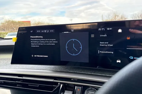  PEUGEOT E-3008 97kWh GT Auto 5dr Long Range Thumbnail #54